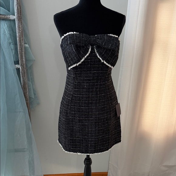 NWT lulus Black Tweed Strapless Rhinestone Bow Mini Dress Medium - Picture 5 of 13